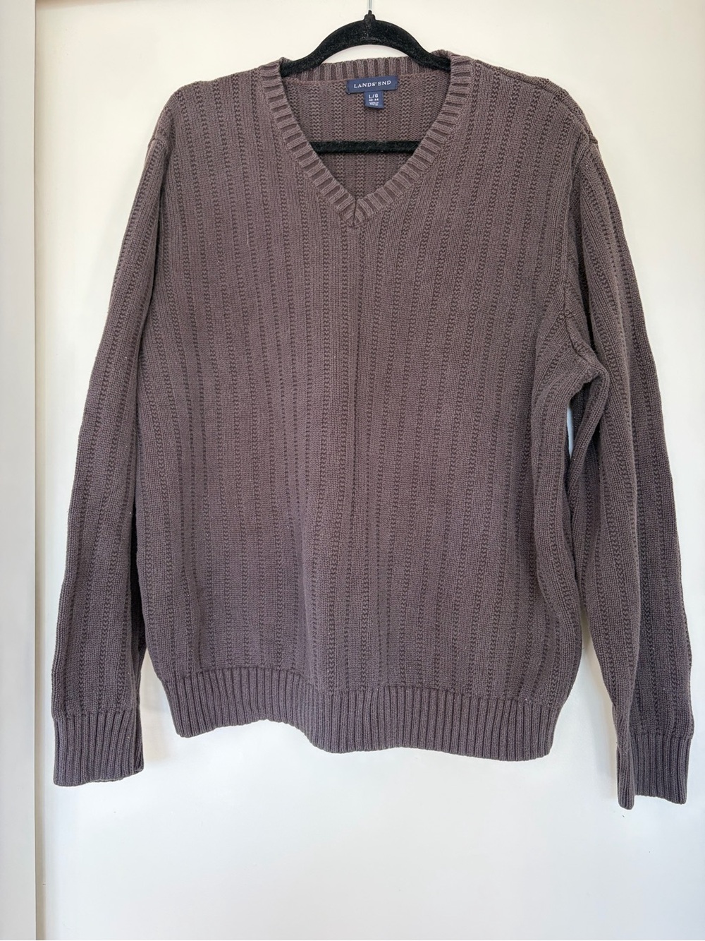 Vintage Lands' End Men's V-Neck Sweater